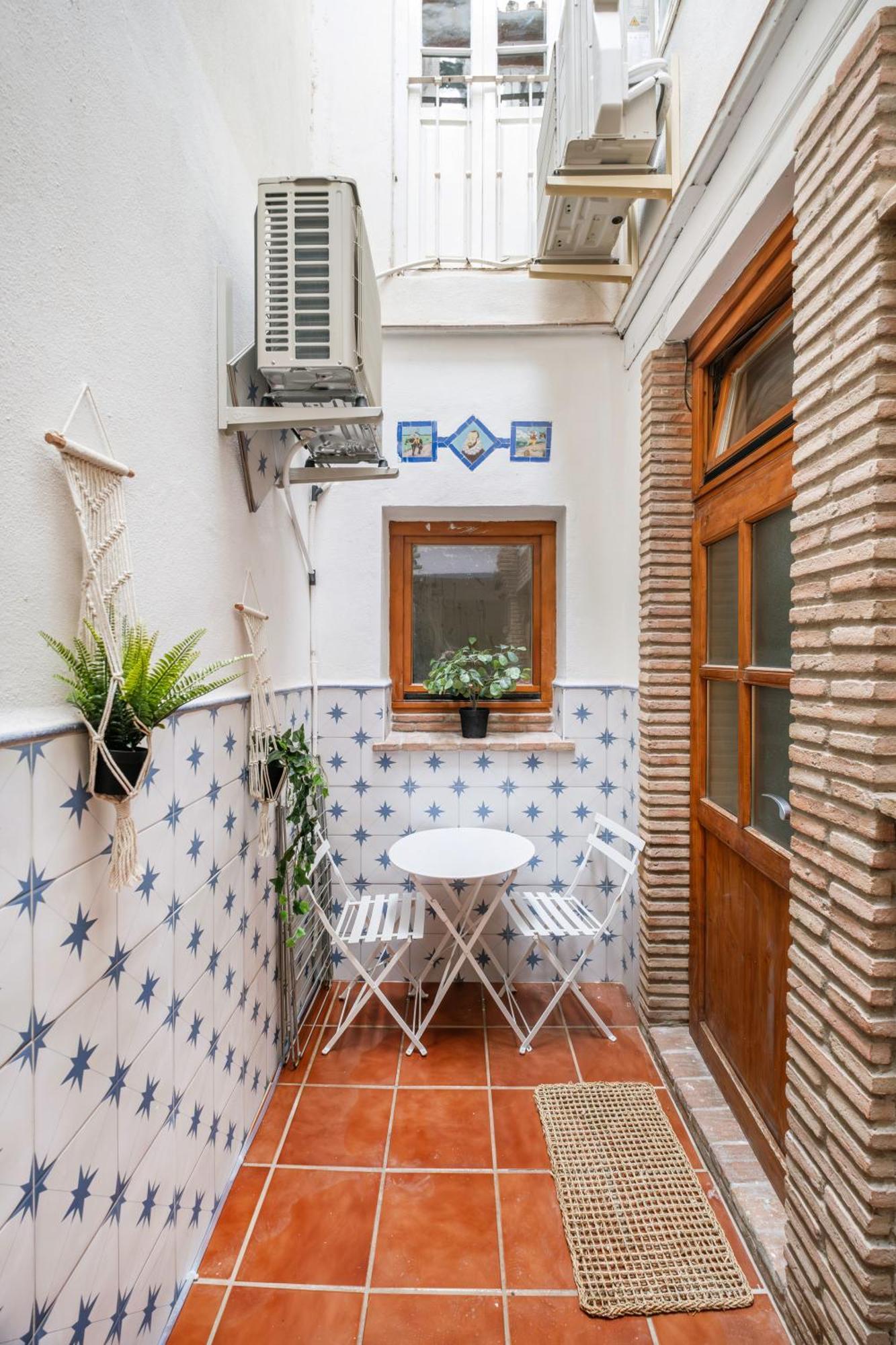 Touch My Heart Malaga City Center Apartment By Namaste Elite Buitenkant foto